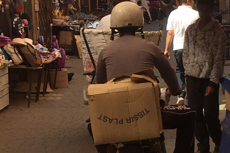 TOURS OF MOROCCO-MARRAKECH STREET