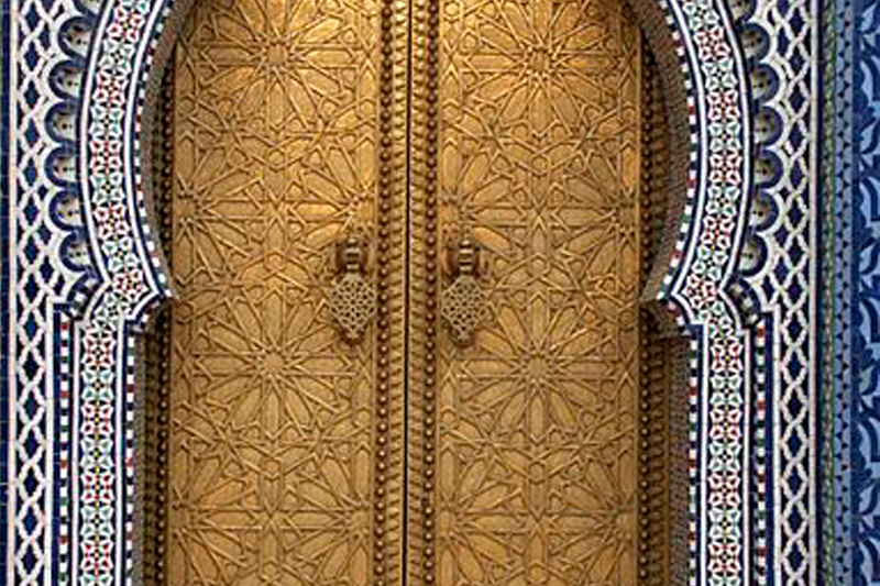 ROYAL PALACE DOOR FEZ - TOURS OF MOROCCO